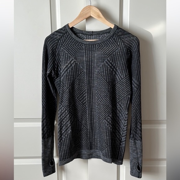 lululemon athletica Other - Lululemon rest less restless pullover size 10